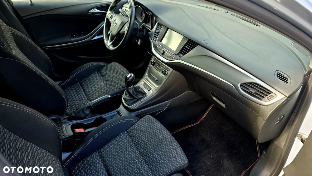Opel Astra 1.4 Turbo Start/Stop Dynamic - 19