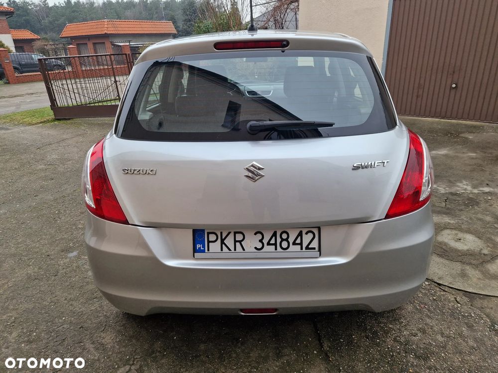 Suzuki Swift - 7