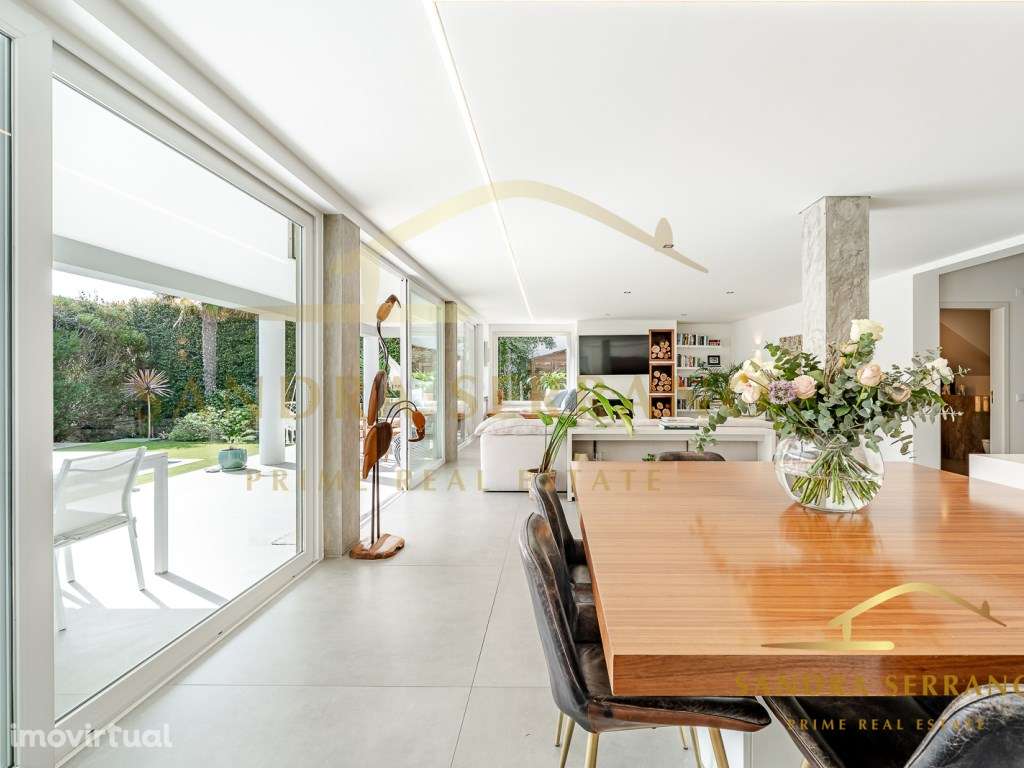 Magnifica moradia T4+2 renovada na Quinta da Beloura - Grande imagem: 4/53