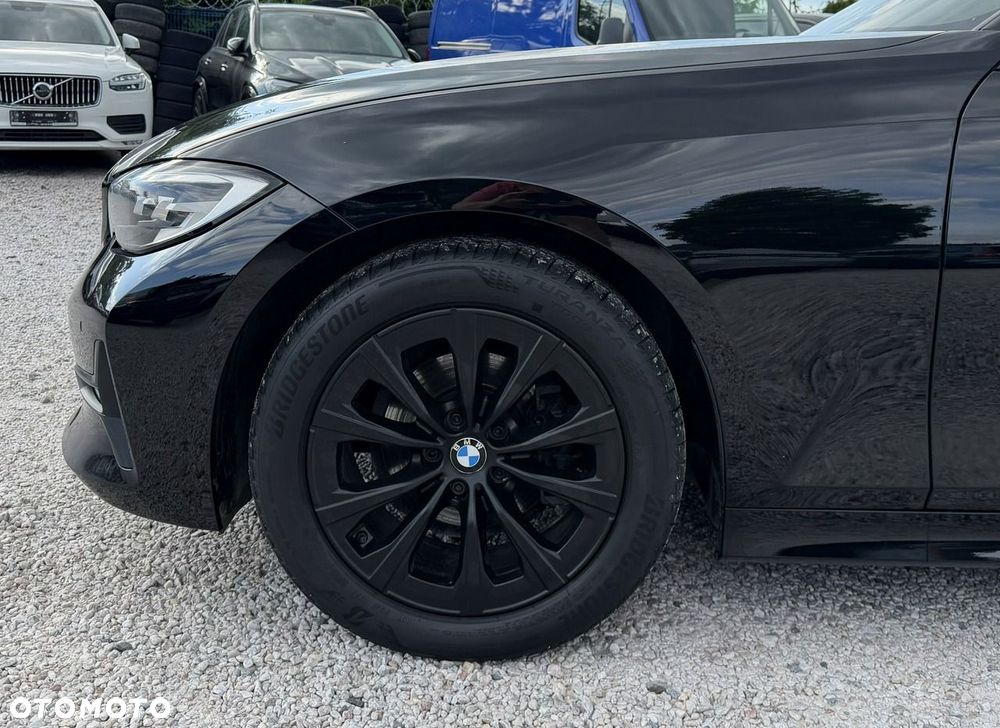 BMW Seria 3 - 36
