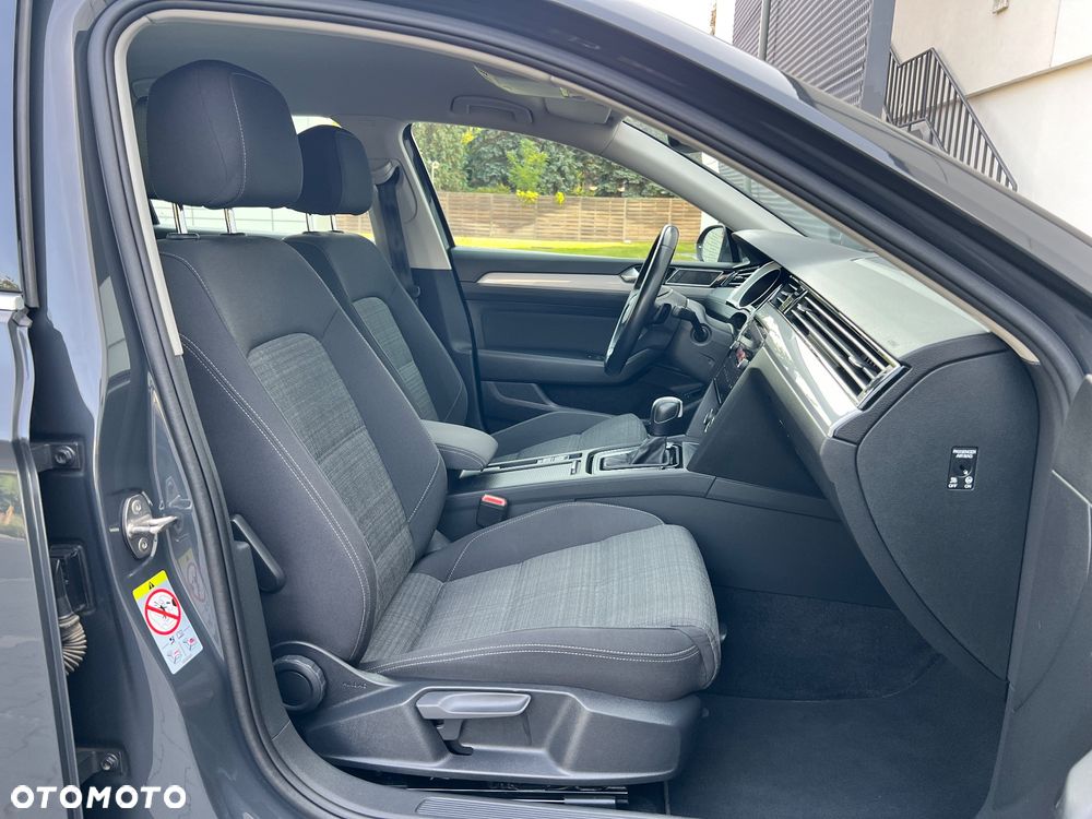 Volkswagen Passat 2.0 TDI Business DSG - 20