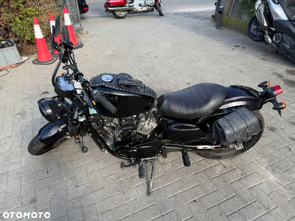 Hyosung GV - 7