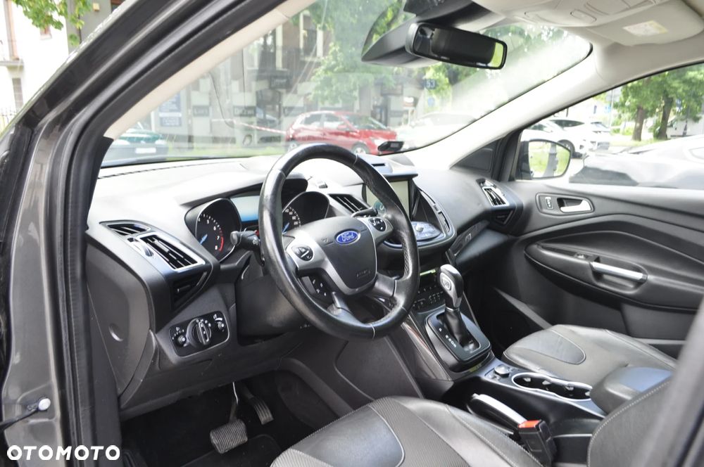 Ford Kuga - 8