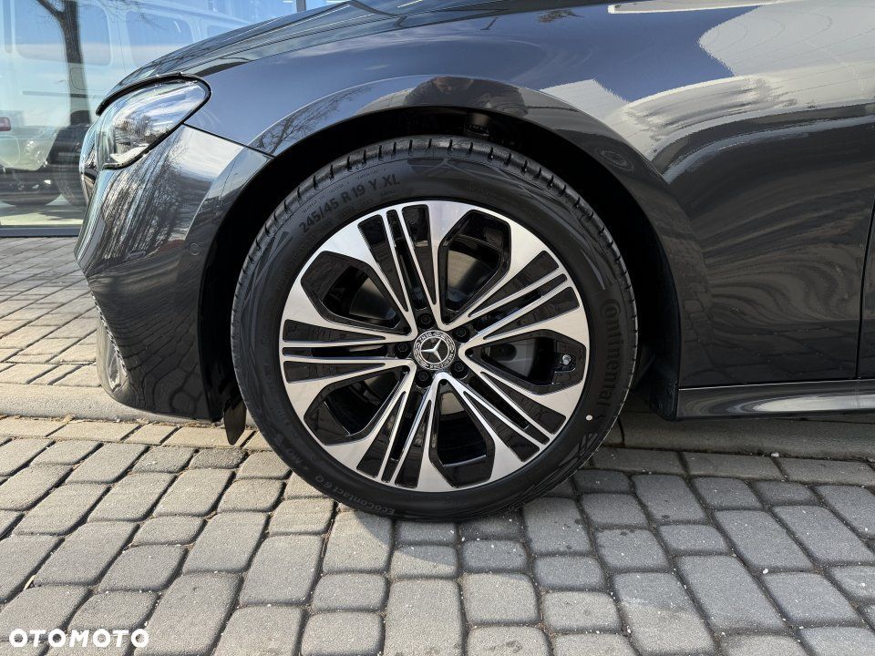 Mercedes-Benz Klasa E - 15