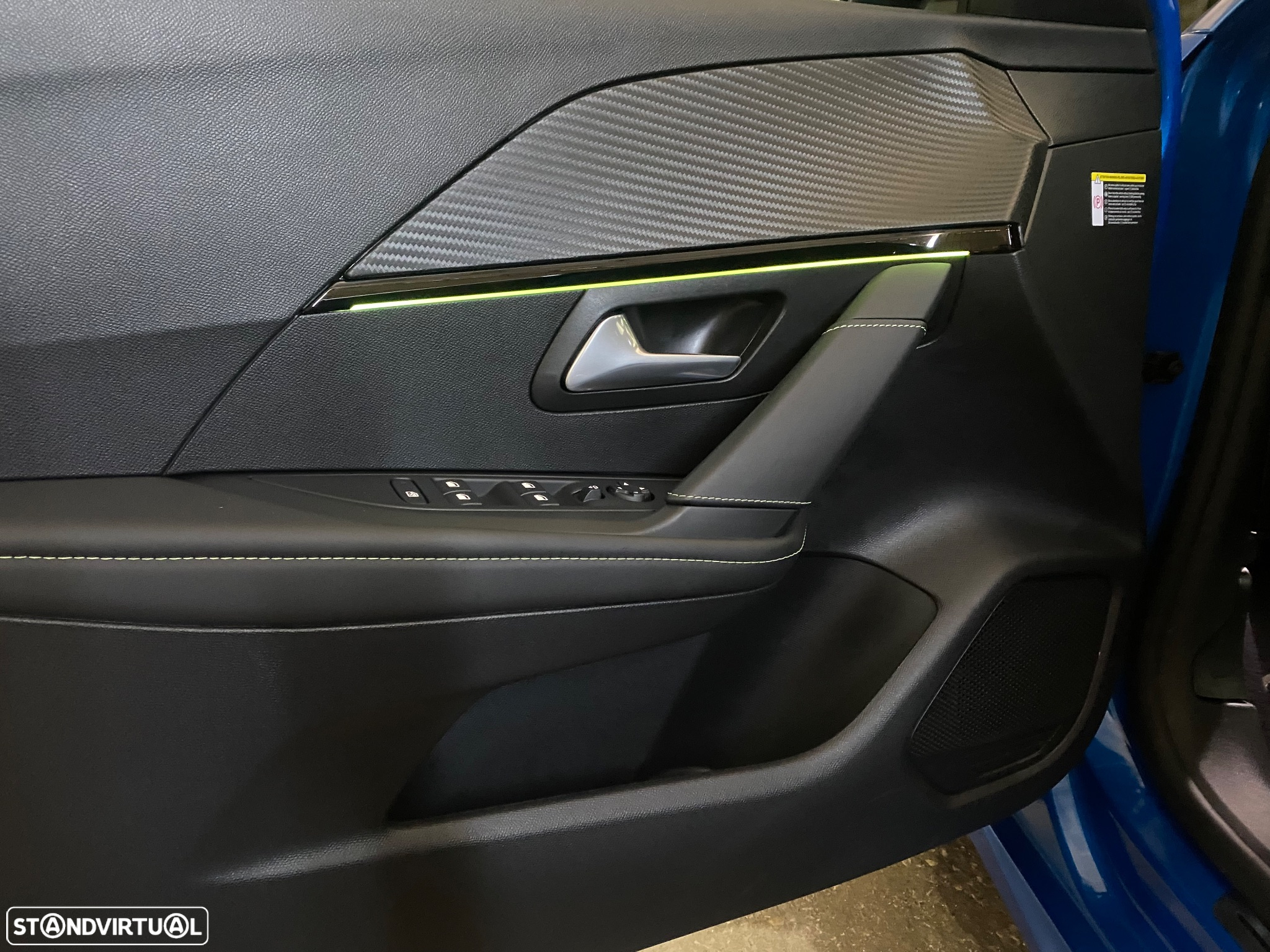 Peugeot e-208 50 kWh GT - 23