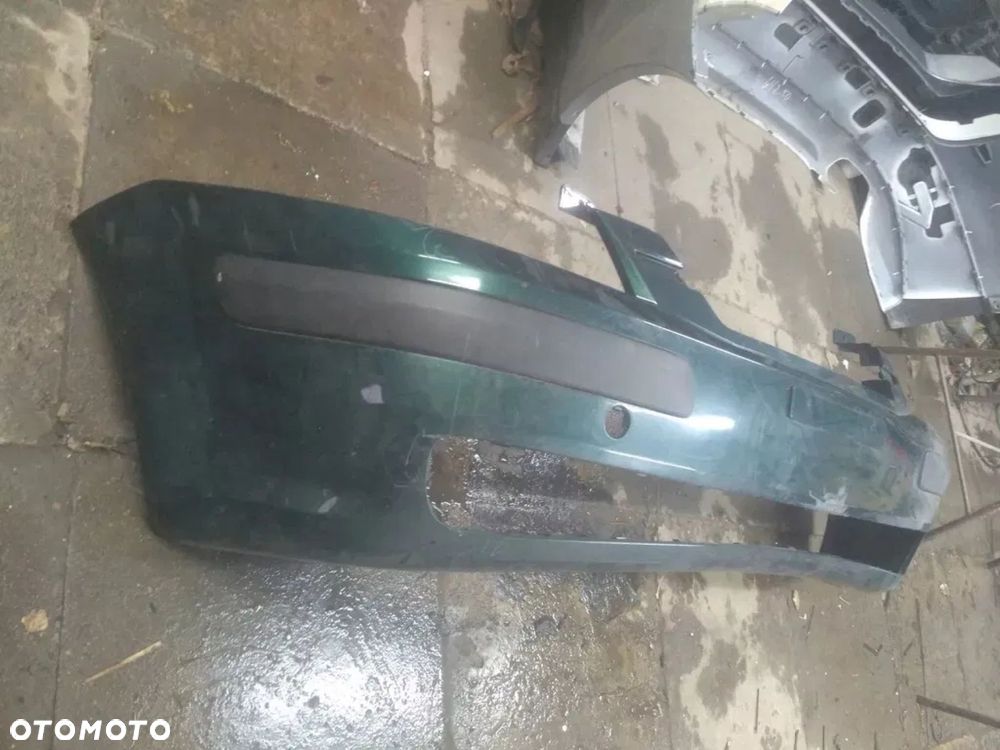HYUNDAI GETZ 02-05 ZDERzak przód przedni listwy - 2