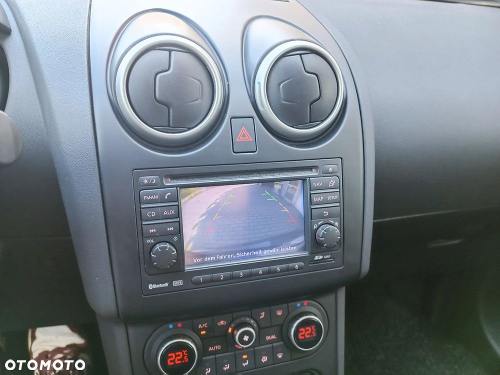 Nissan Qashqai 2.0 dCi DPF I-Way - 22