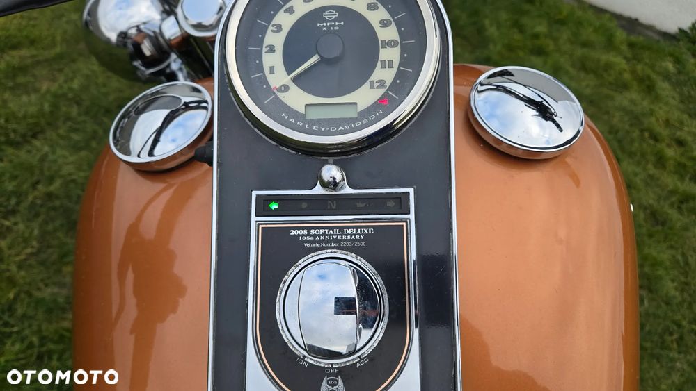 Harley-Davidson Softail Deluxe - 15