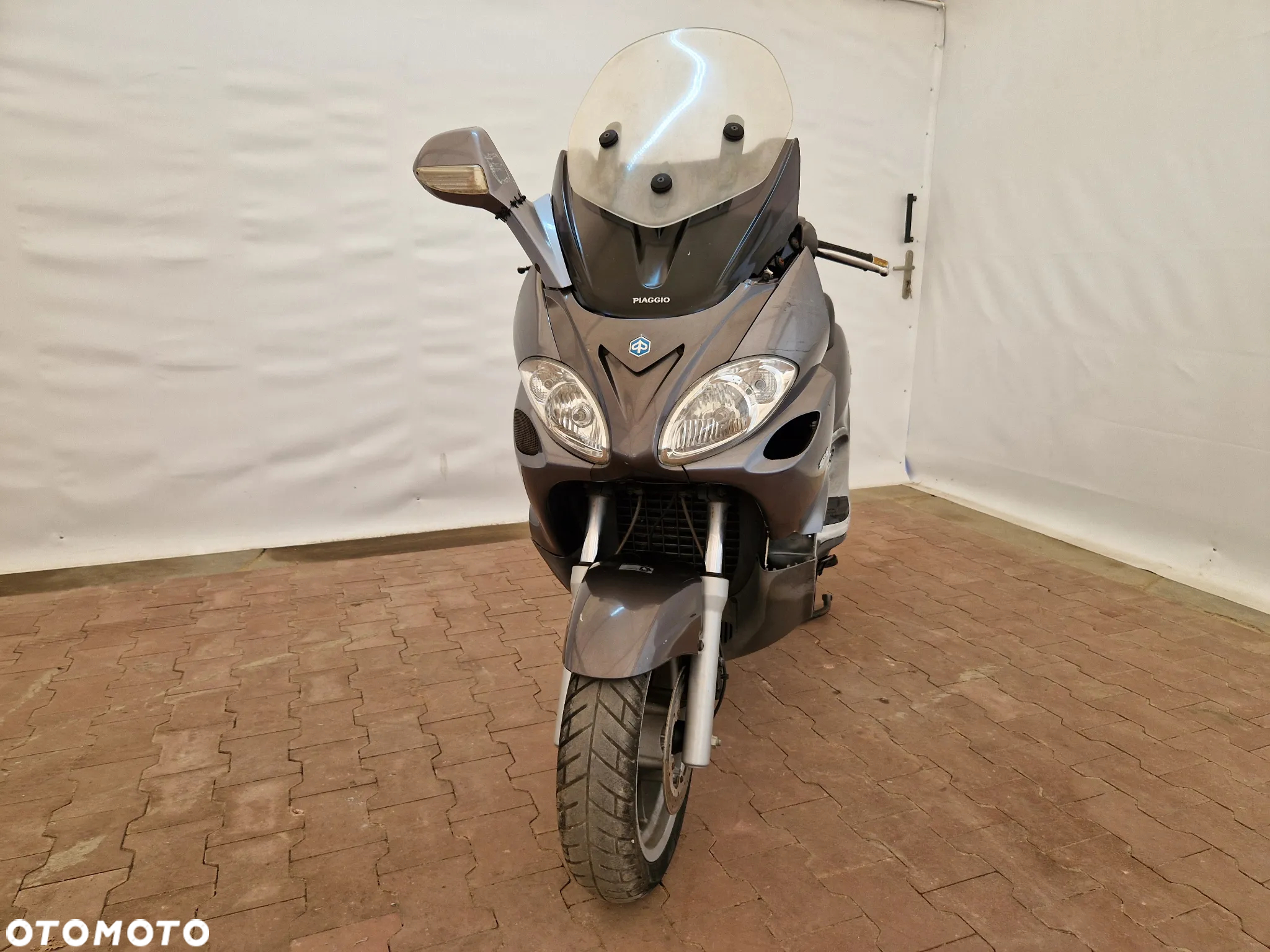 Piaggio X9 - 8