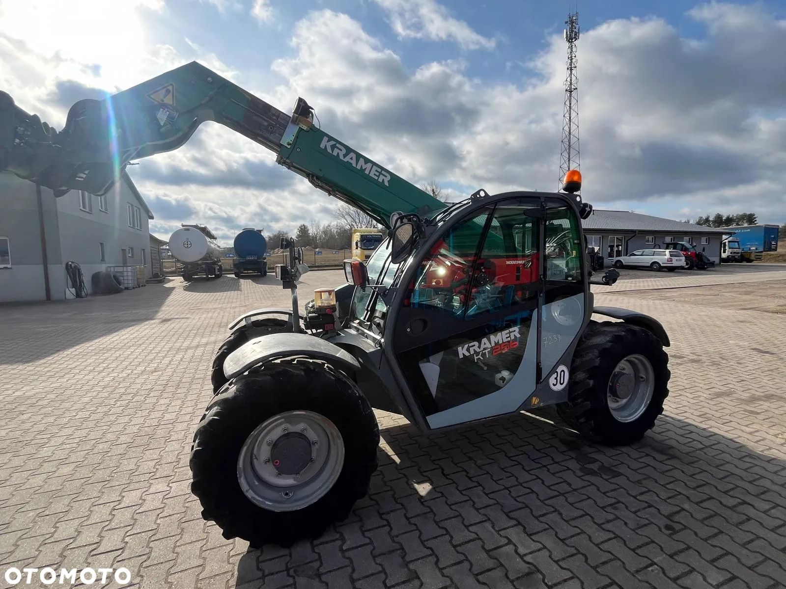 Kramer KT256 - 1
