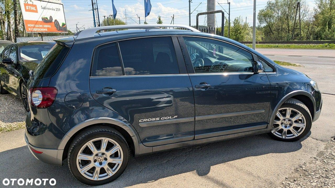 Volkswagen Golf Plus - 9