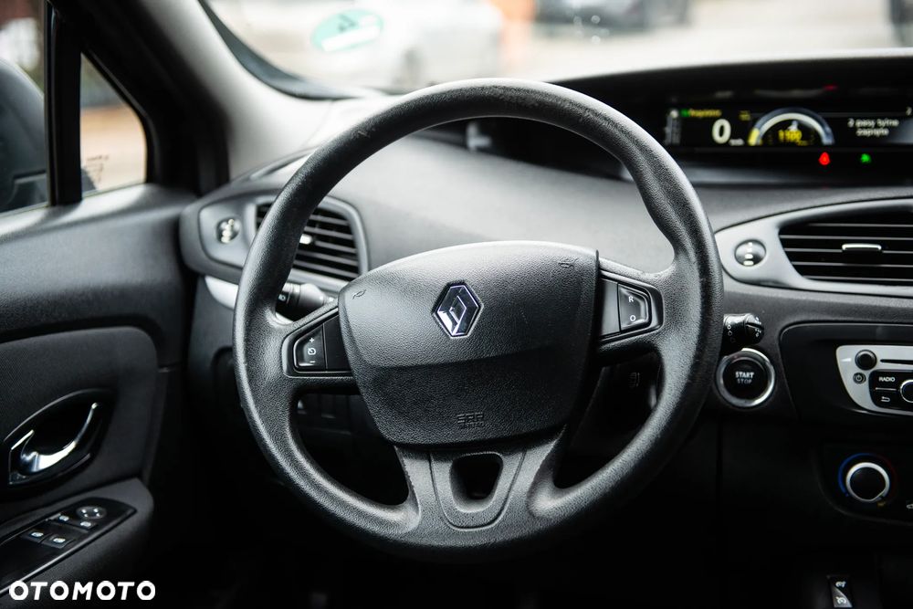 Renault Scenic 1.6 16V 110 TomTom Edition - 31