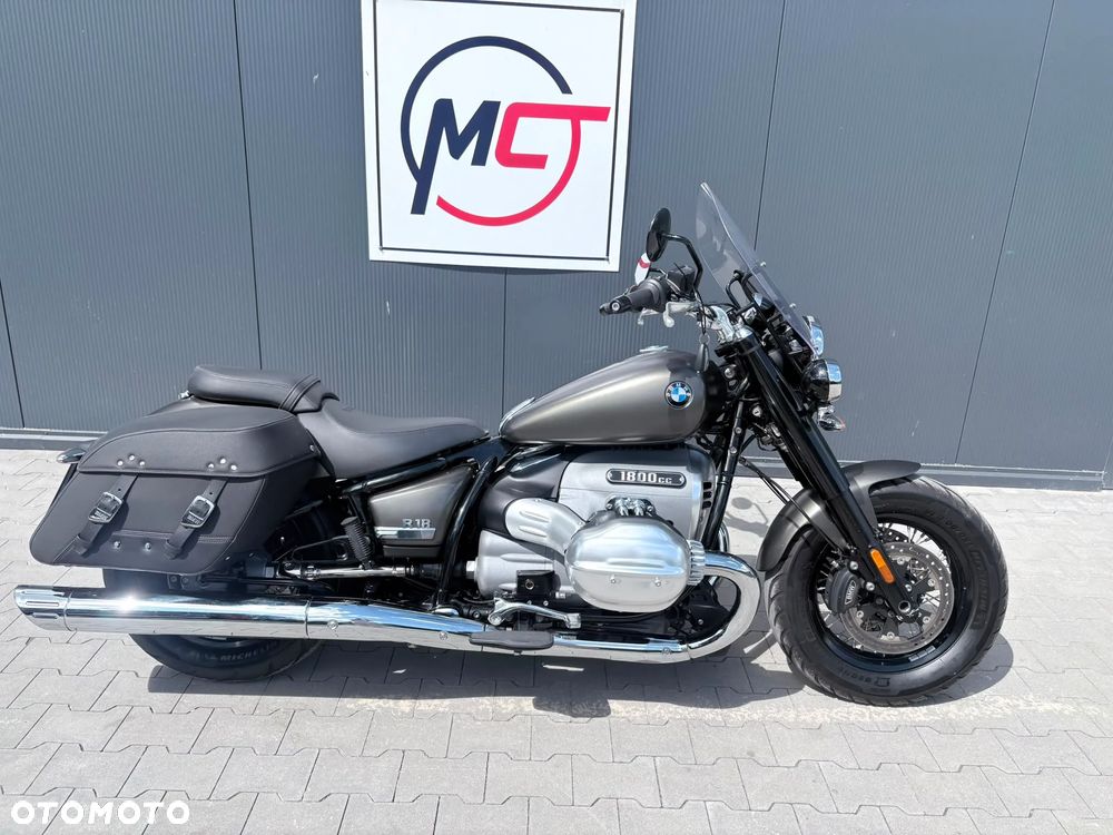 BMW R - 1