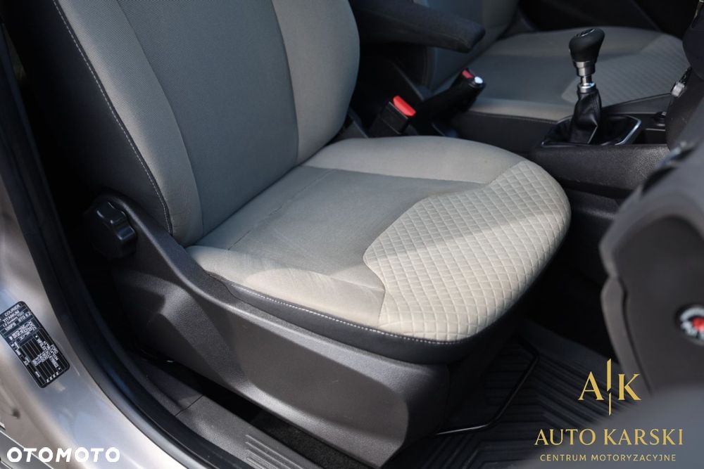 Ford Tourneo Courier - 28
