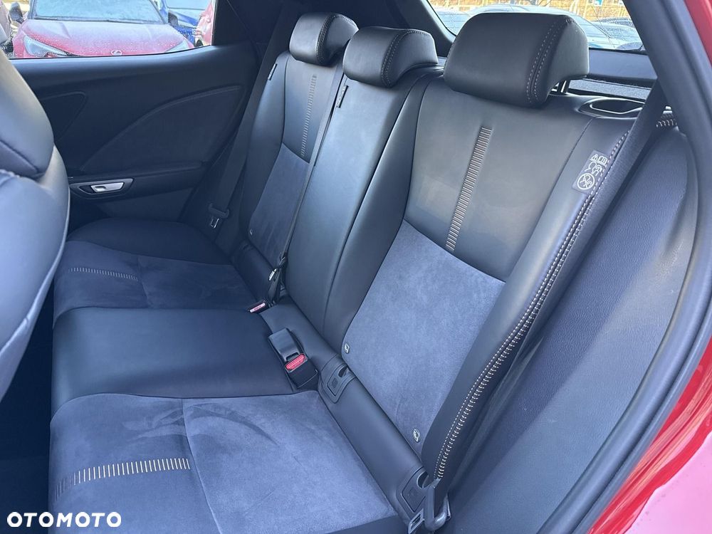 Lexus LBX 1.5 Hybrid Cool - 20