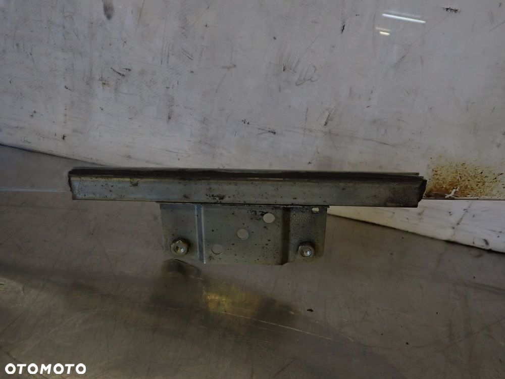 SZYBA BOCZNA PRAWA PRZEDNIA DRZWI SKODA FAVORIT - 2