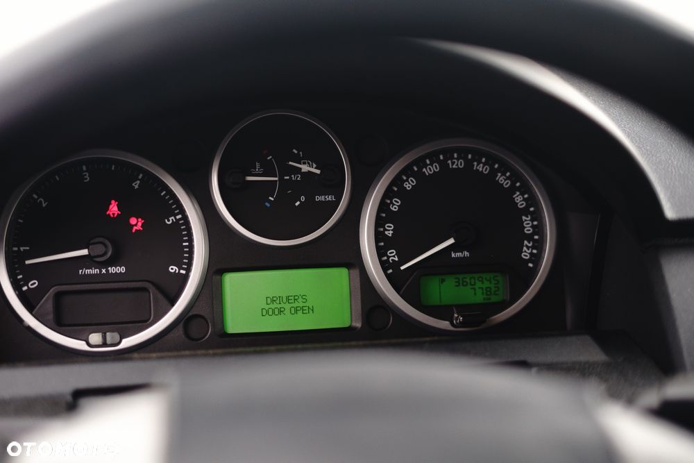 Land Rover Discovery 2.7D V6 HSE - 7