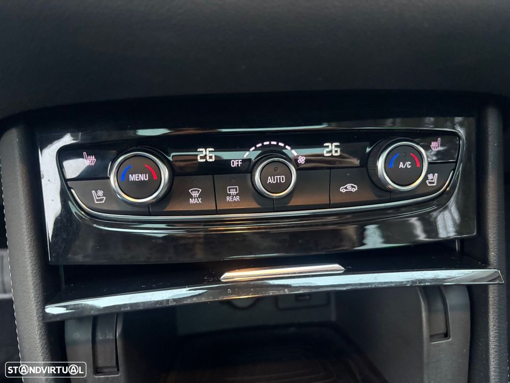 Opel Grandland X 1.2 T Design & Tech AT - 12