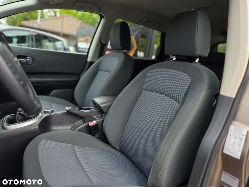 Nissan Qashqai+2 - 13