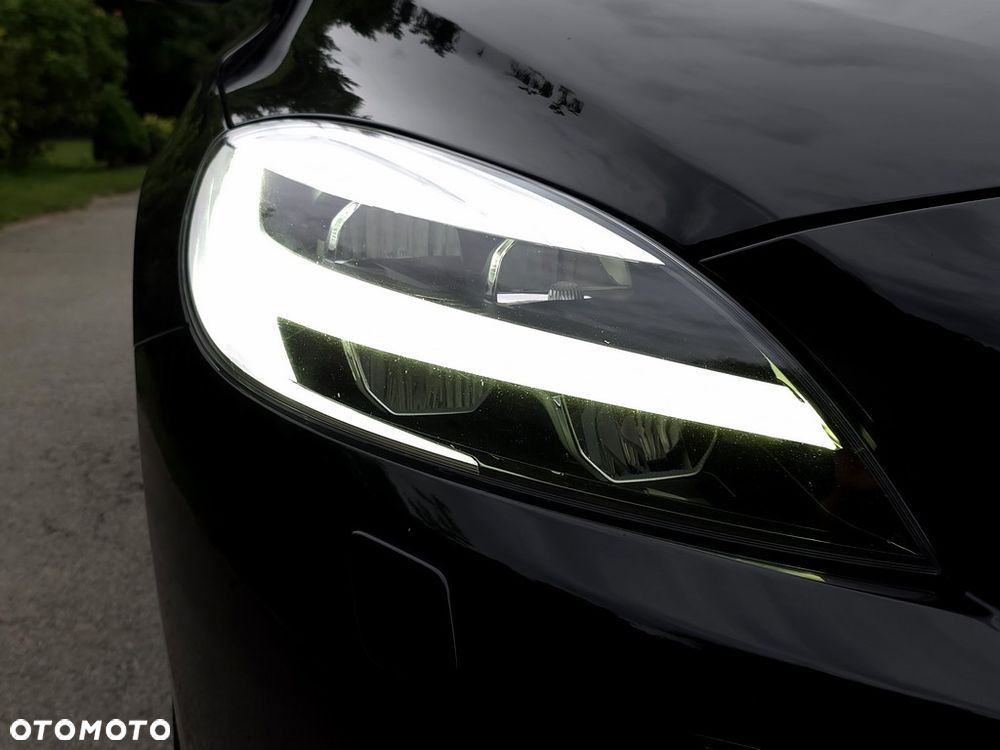 Volvo V40 D3 Drive-E Momentum - 25