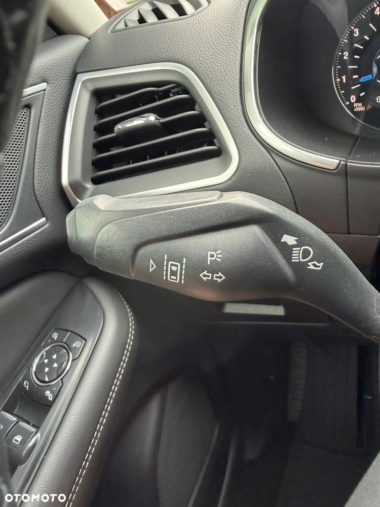 Ford S-Max 2.0 TDCi Titanium PowerShift - 31