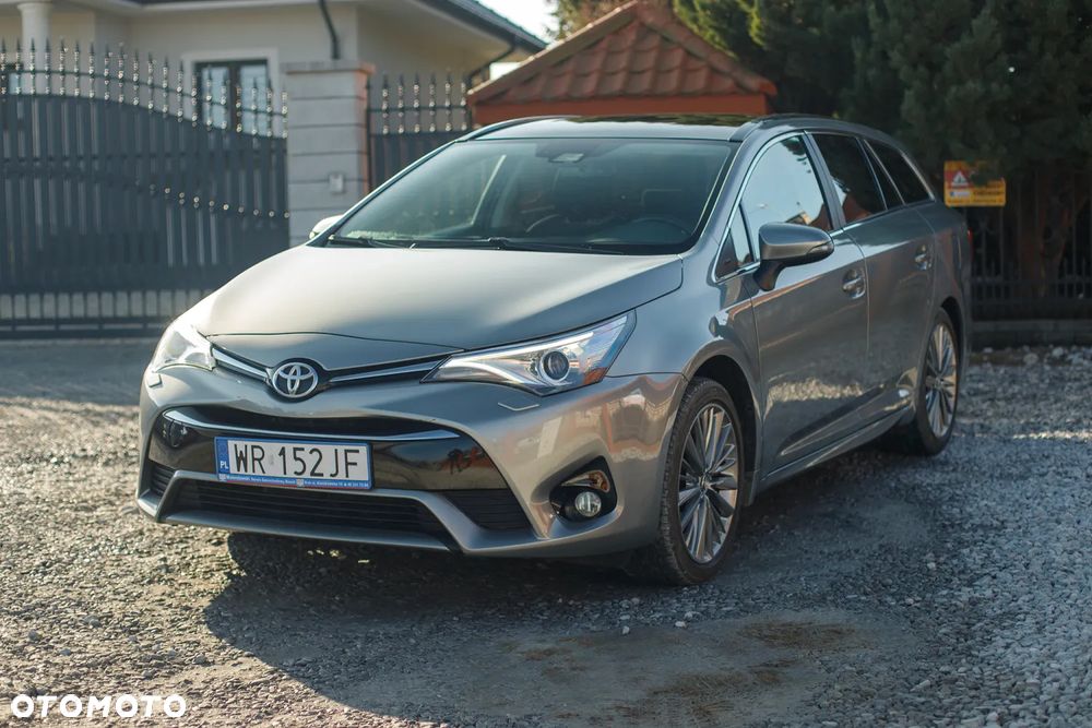 Toyota Avensis 1.8 Executive - 20
