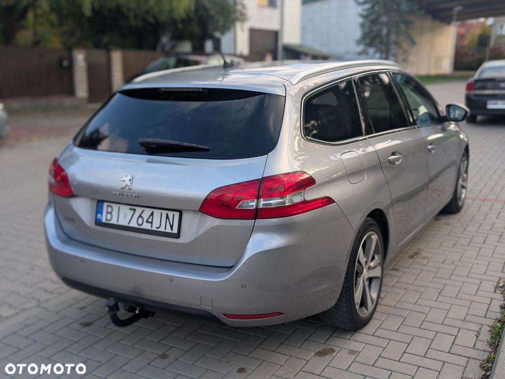 Peugeot 308 1.5 BlueHDi Allure S&S - 6