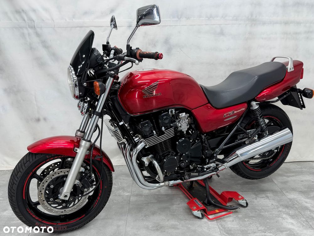 Honda CB - 18