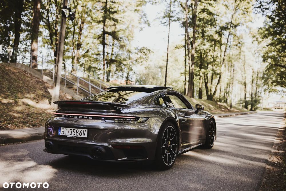 Porsche 911 Turbo S - 5