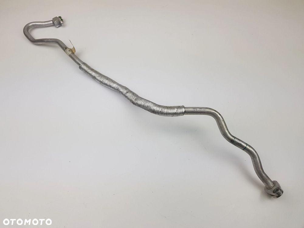 Przewód Rura Wąż oleju turbosprężarki BMW X5M X6M X7 G70 S68 4.4 V8 8831813 - 4