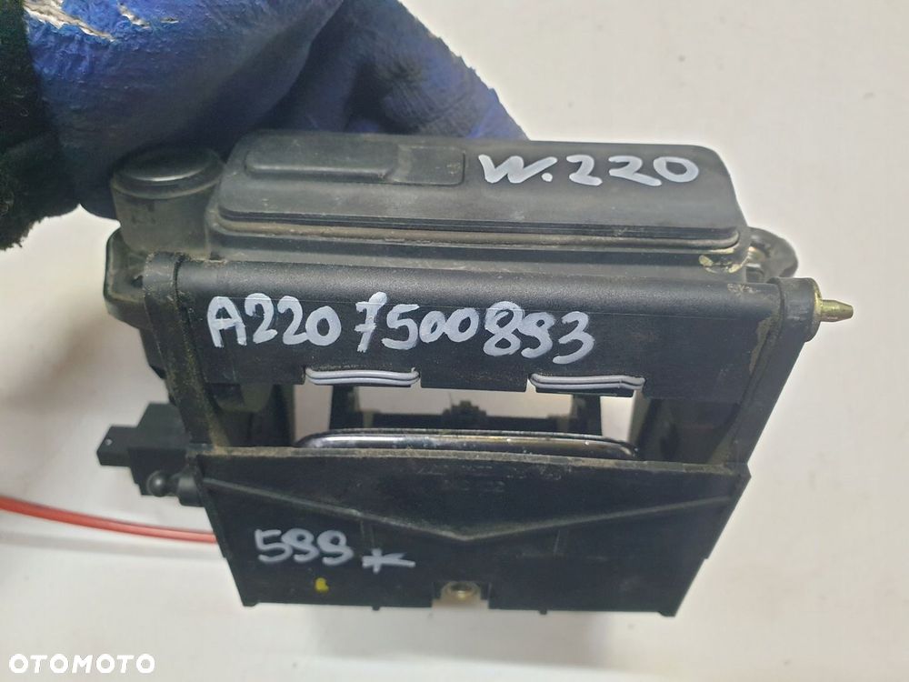 ZAMEK KLAPY BAGAŻNIKA MERCEDES-BENZ W220 A2207500893 - 6