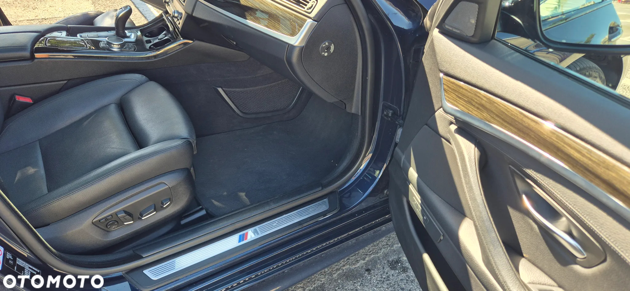 BMW Seria 5 535d xDrive Touring Sport-Aut - 16