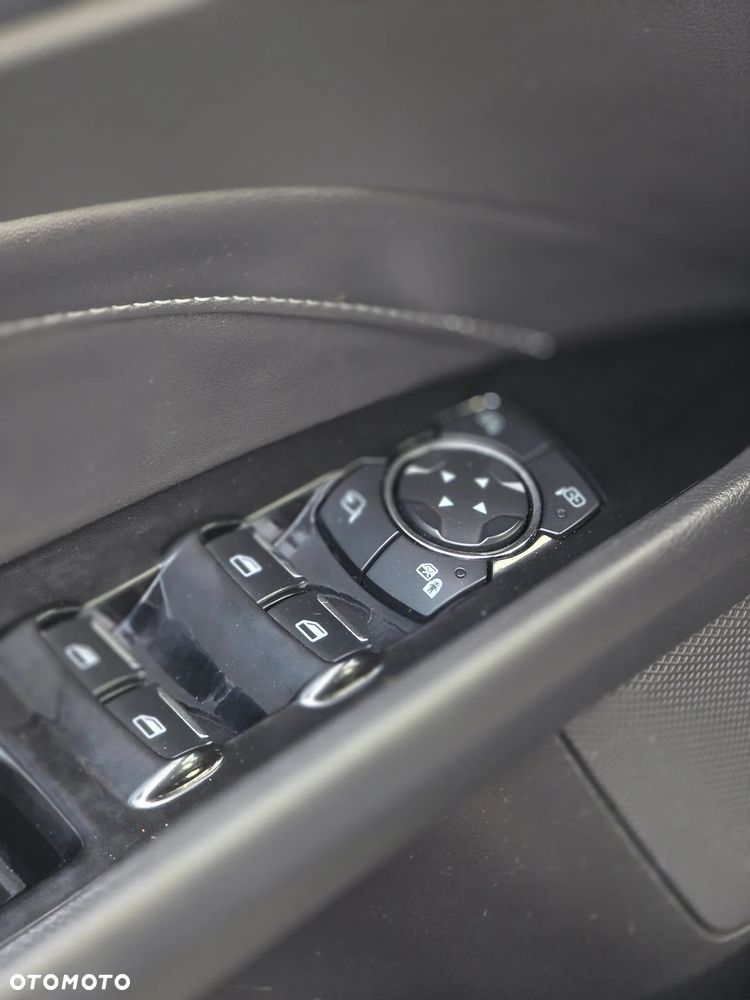 Ford Mondeo 1.5 EcoBoost ST-Line - 22