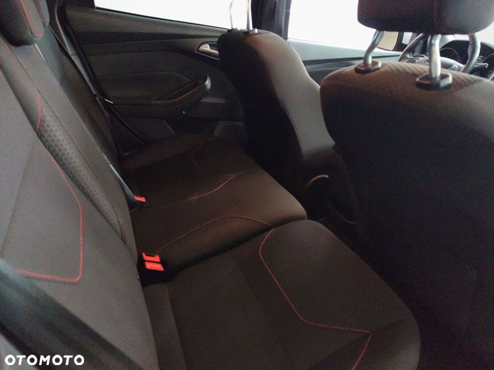 Ford Focus - 16