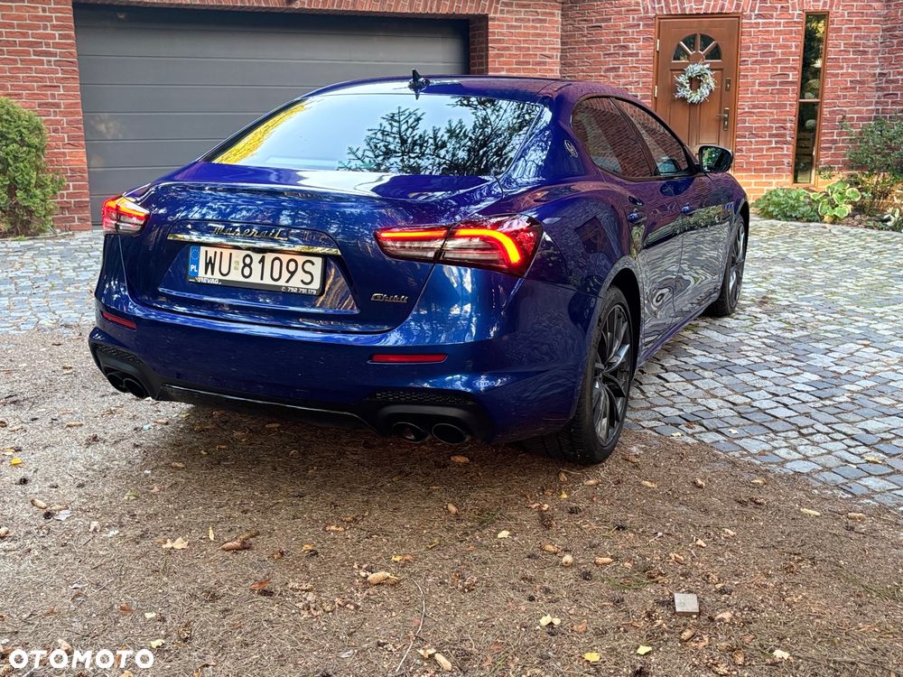 Maserati Ghibli - 4