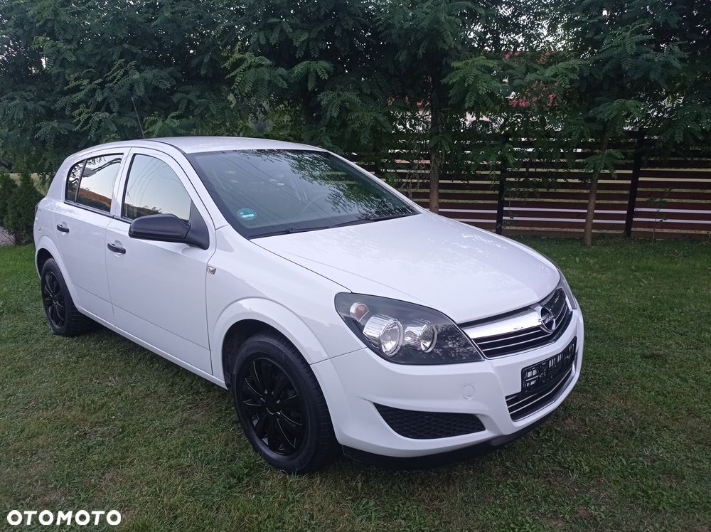 Opel Astra - 2