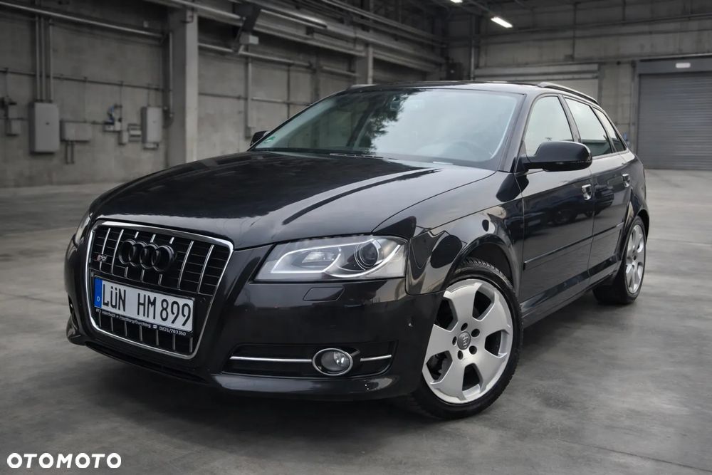 Audi A3 Sportback 2.0 TDI DPF quattro S line Sportpaket (plus) - 1