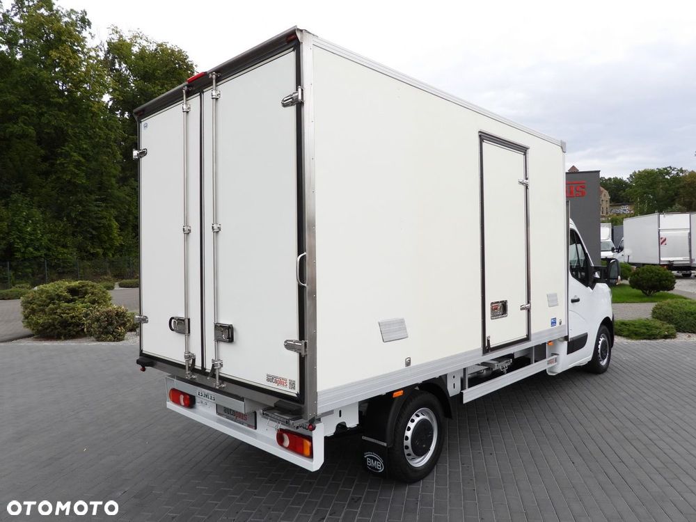 Renault MASTER CHŁODNIA KONTENER 1*C LEDY KLIMATYZACJA  165KM - 4