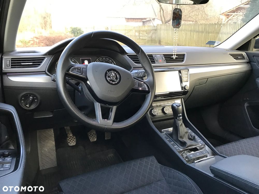 Skoda Superb 1.4 TSI ACT Style - 10