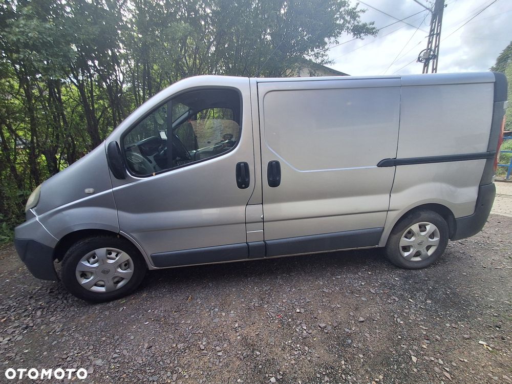 Renault Trafic - 1