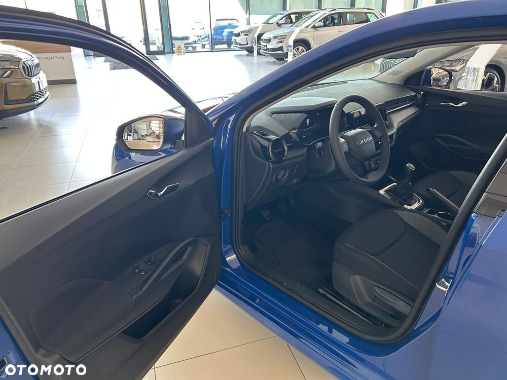 Skoda Fabia 1.0 Essence - 13