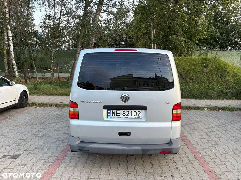 Volkswagen Transporter - 11