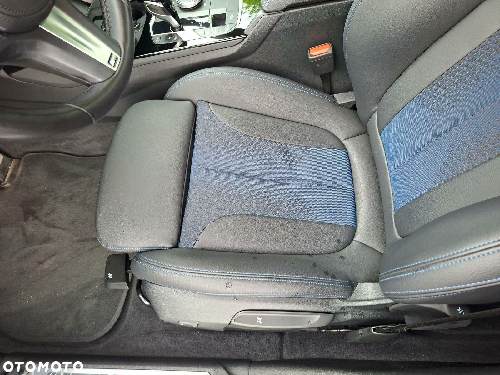 BMW Seria 2 216d M Sport - 13