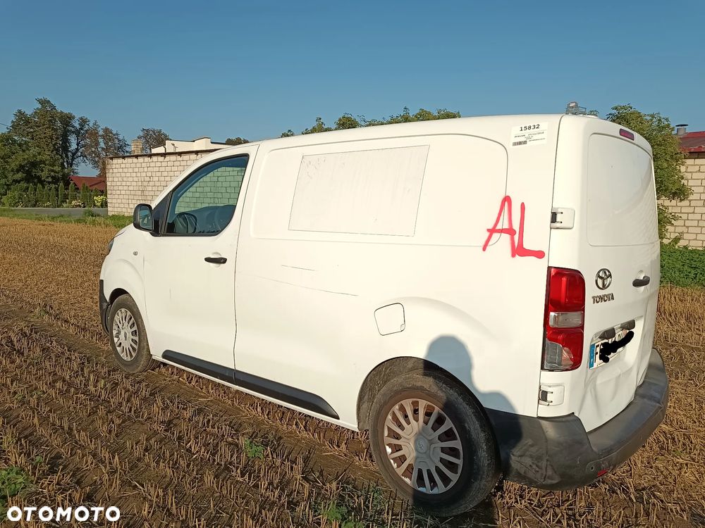 Toyota Proace city - 4