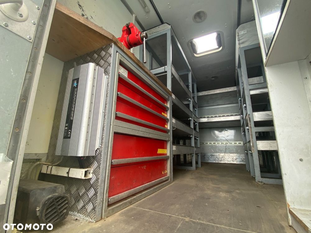 Versalift Atego 1226 Af 4X4 + Pojízdná Dílna - 25