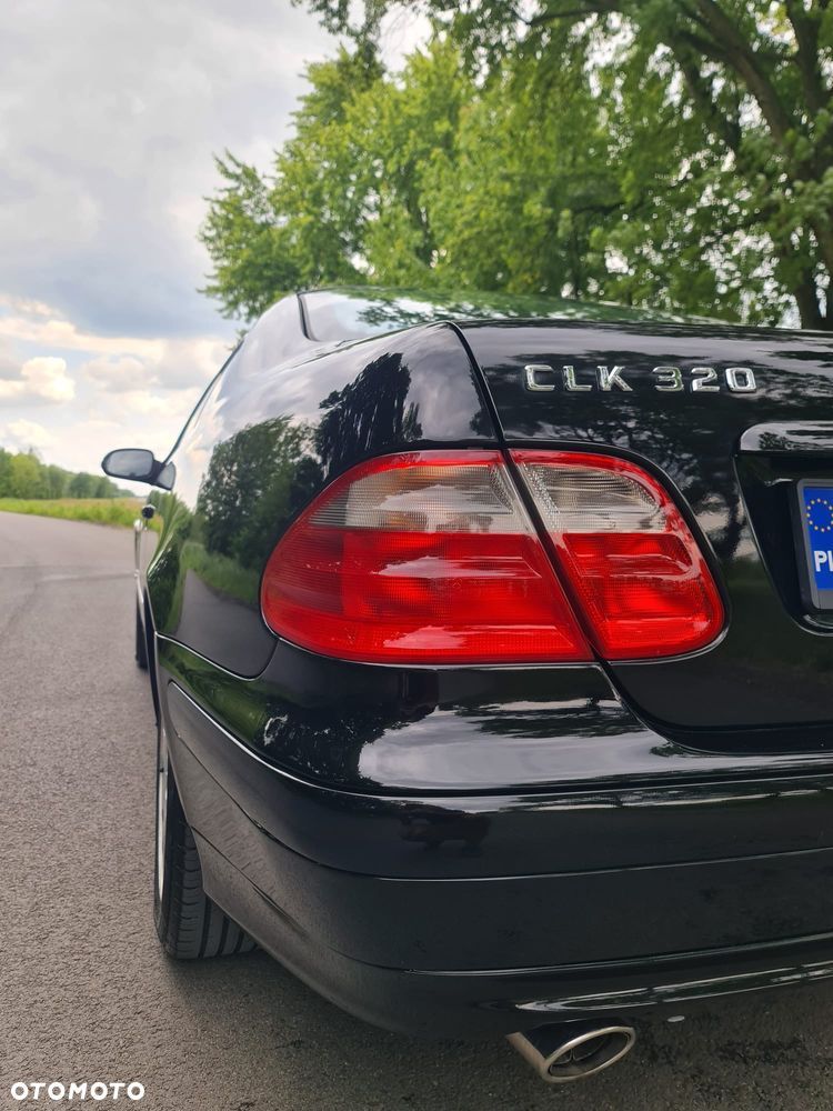 Mercedes-Benz CLK - 7