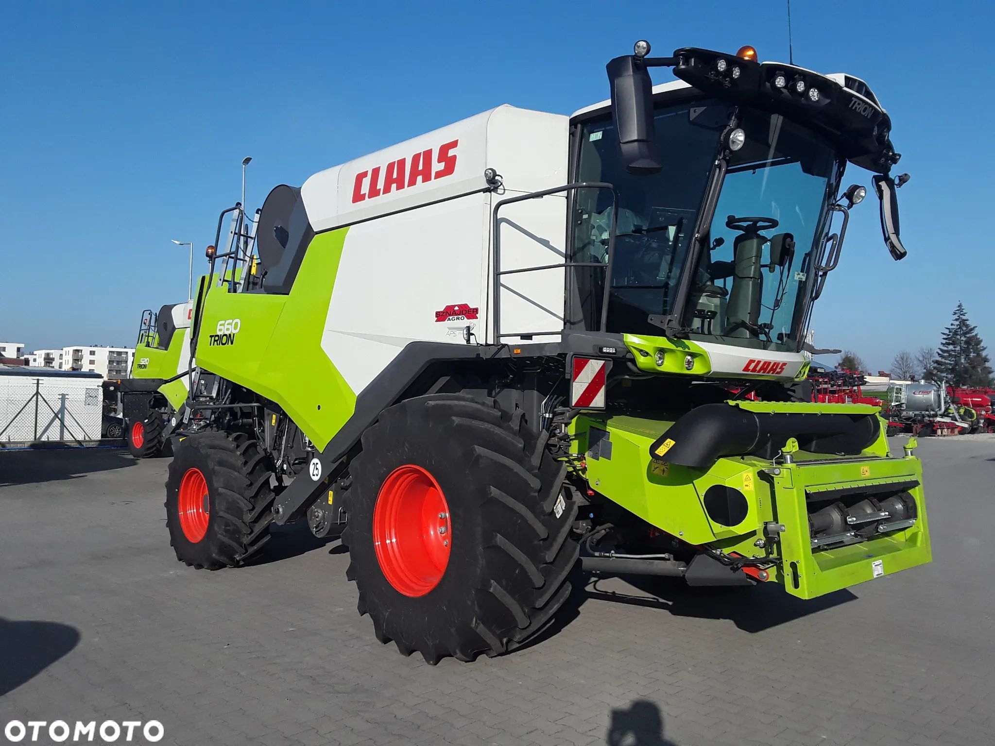 Claas TRION 660 - 1