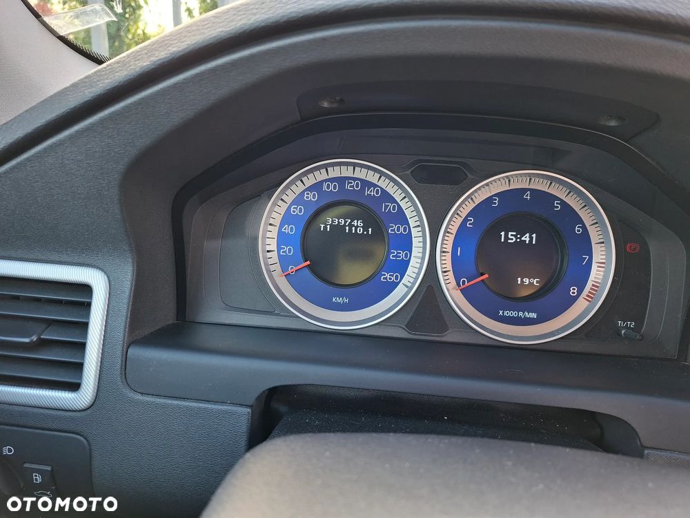 Volvo V70 2.0T Powershift RDesign - 16