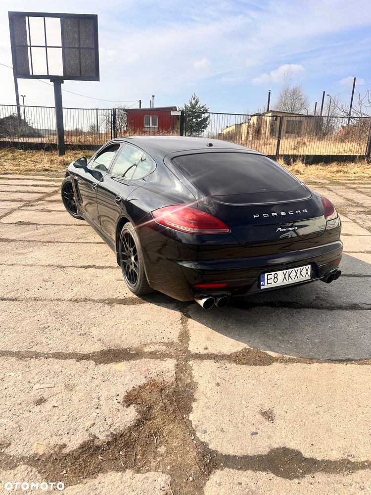 Porsche Panamera Standard - 19