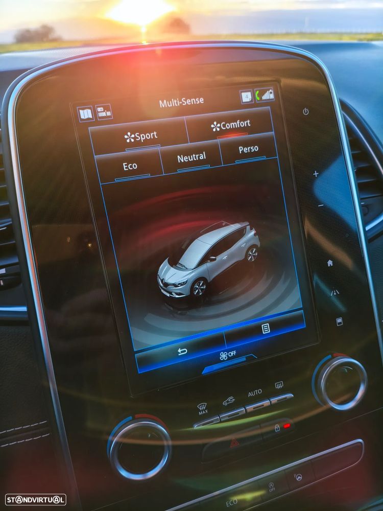 Renault Scénic 1.3 TCe Bose Edition - 12